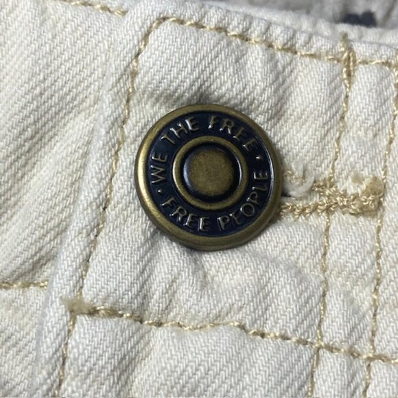 Free People We The Free Shorts Pleats Size 30 Y2K inspired Short School Girl - Picture 3 of 12